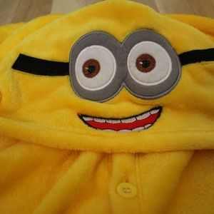 💙minion onesie💛 Perfect for Halloween